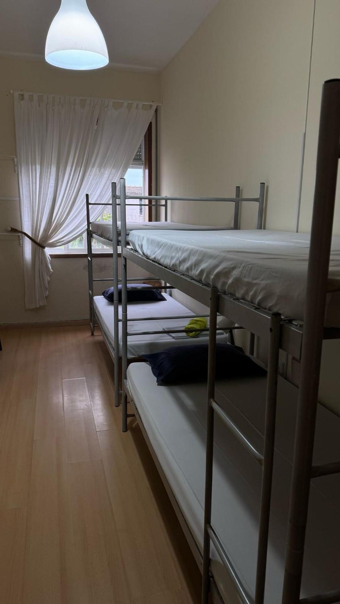 Garden Hostel Aradas エクステリア 写真