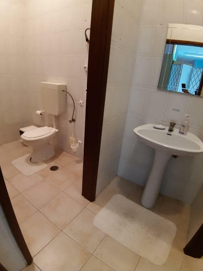 Garden Hostel Aradas エクステリア 写真